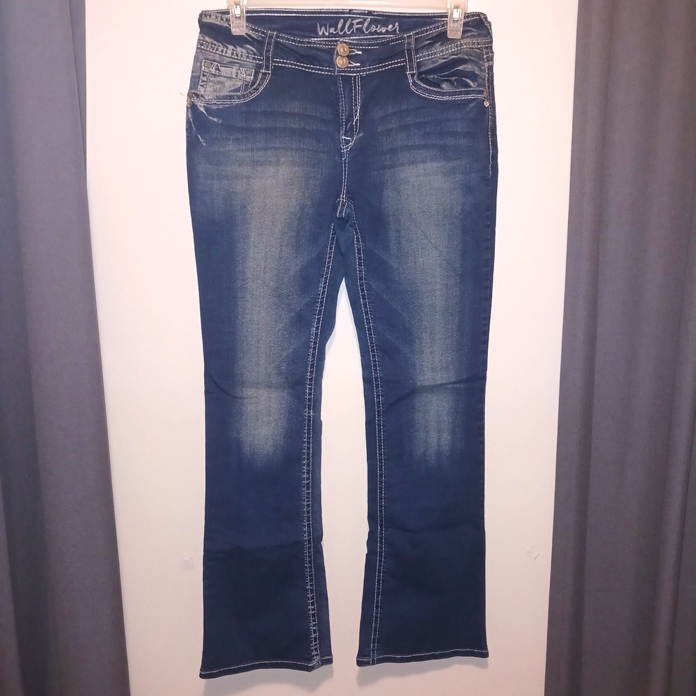 Y2K Boho Indie WallFlower Bootcut Jeans Medium Wash Embroidered Pockets 11